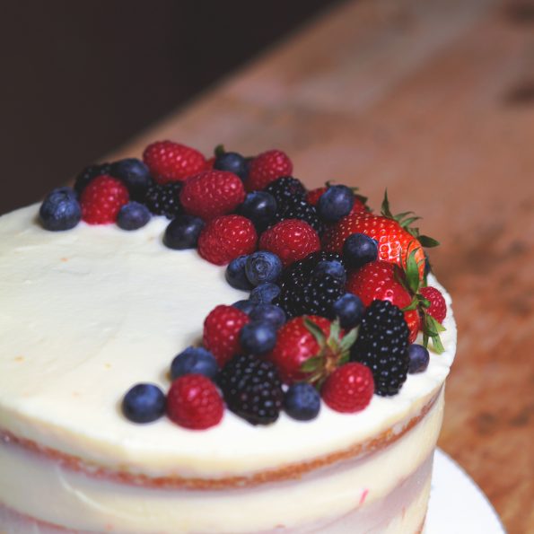 berry chantilly cake