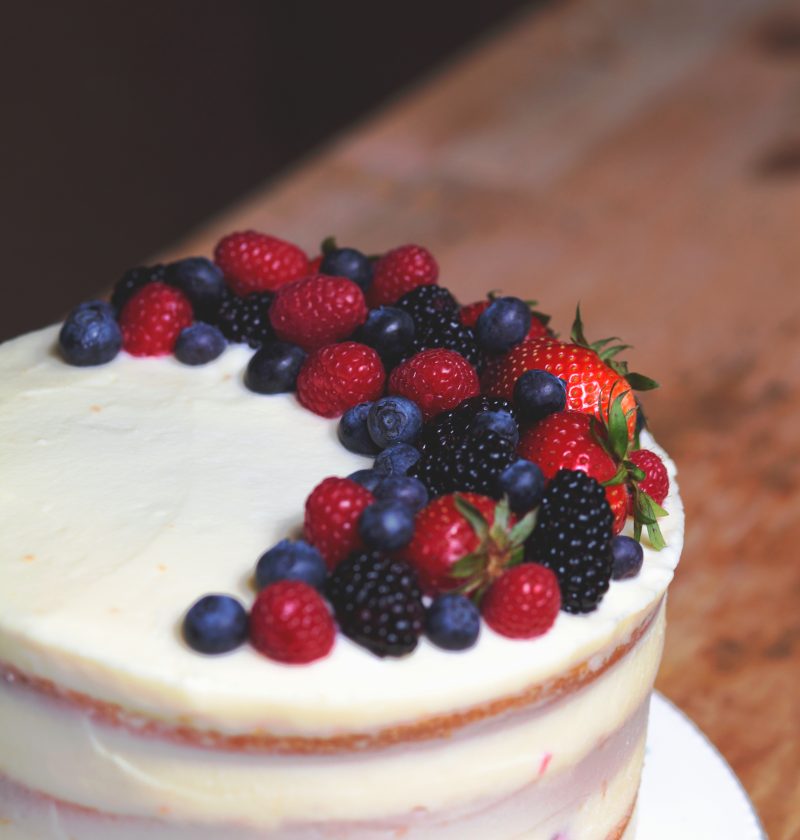 berry chantilly cake