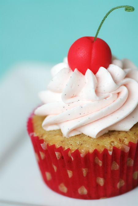 almond flour cupcake