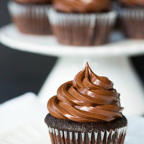 simple chocolate cupcake recipe