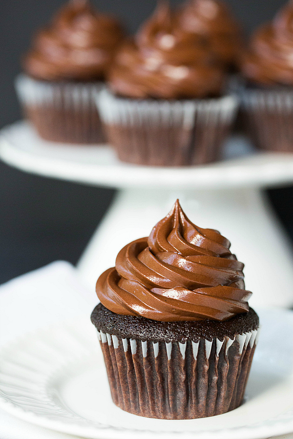 simple chocolate cupcake recipe