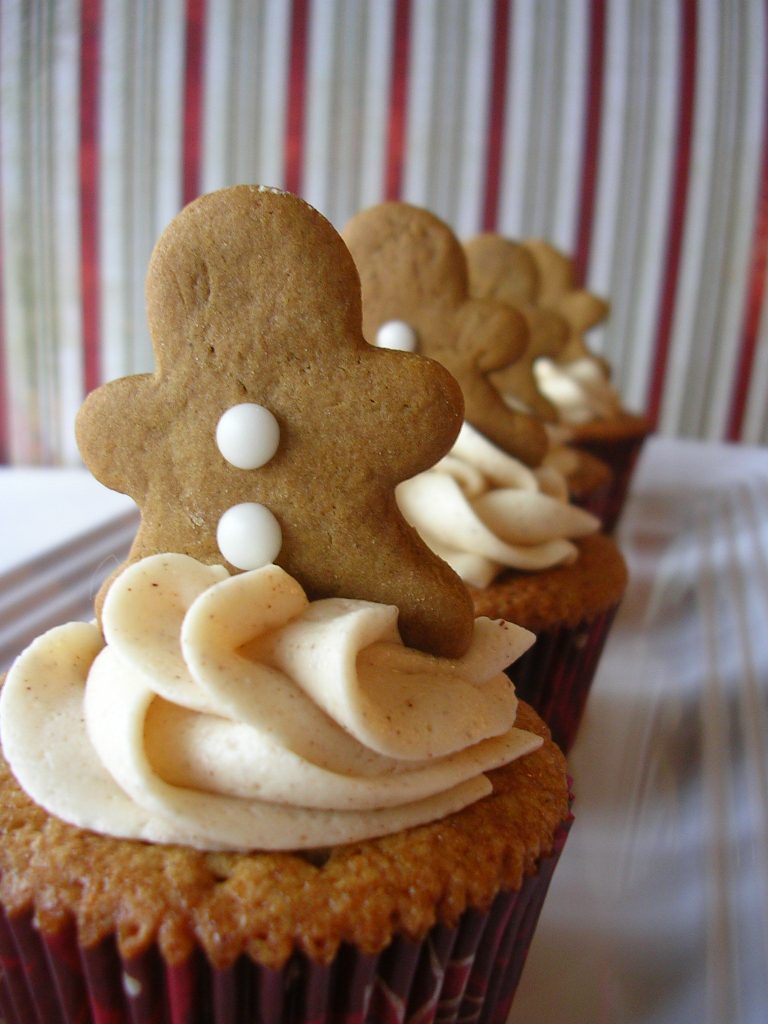 gingerbread cupcakes