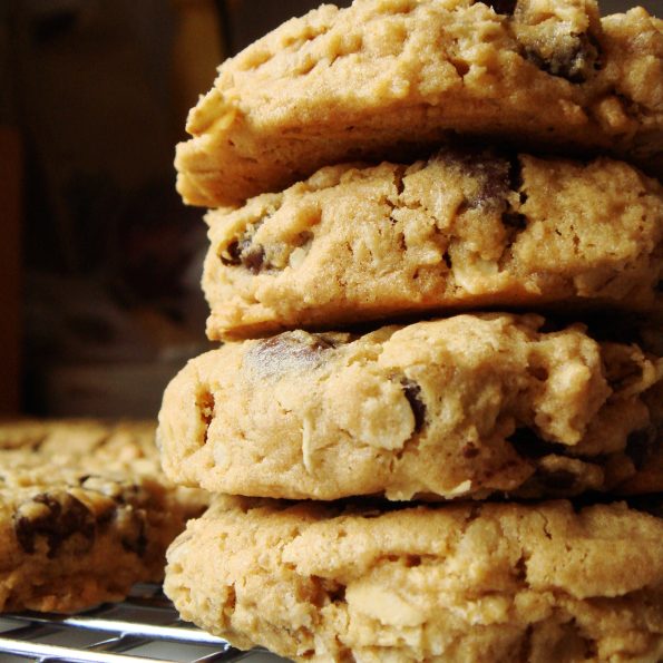 oat chocolate chip cookies