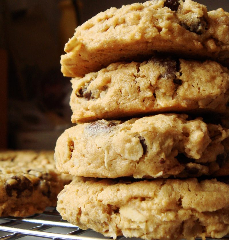 oat chocolate chip cookies