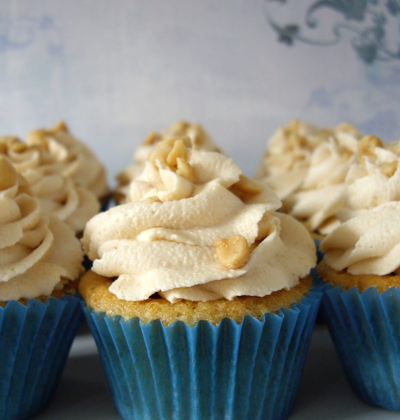 peanut butter cupcakes